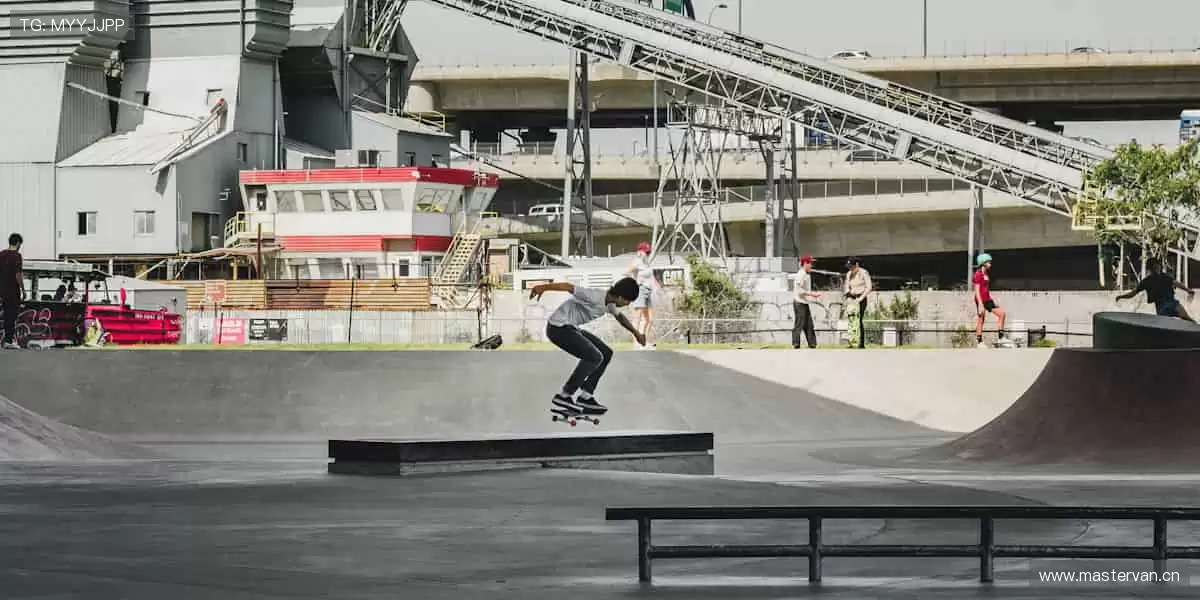 📱【直播平台】超清画质，错过的精彩都在这里回放！